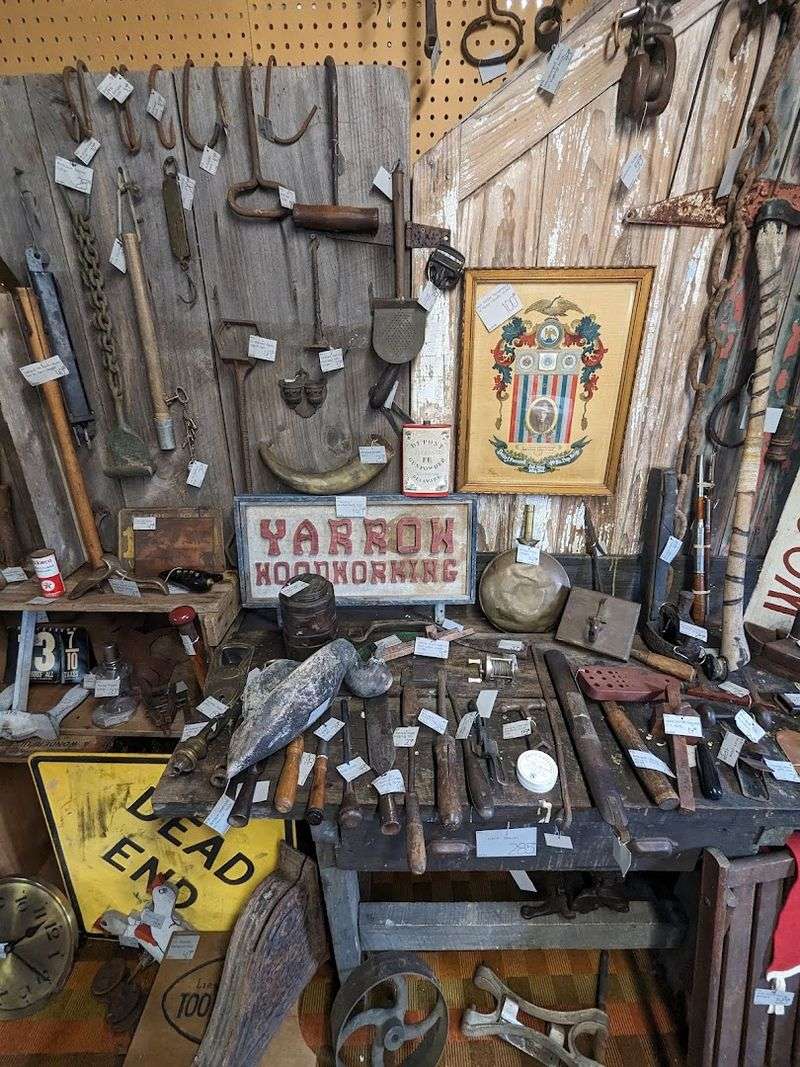 A Treasure Hunt On Every Aisle