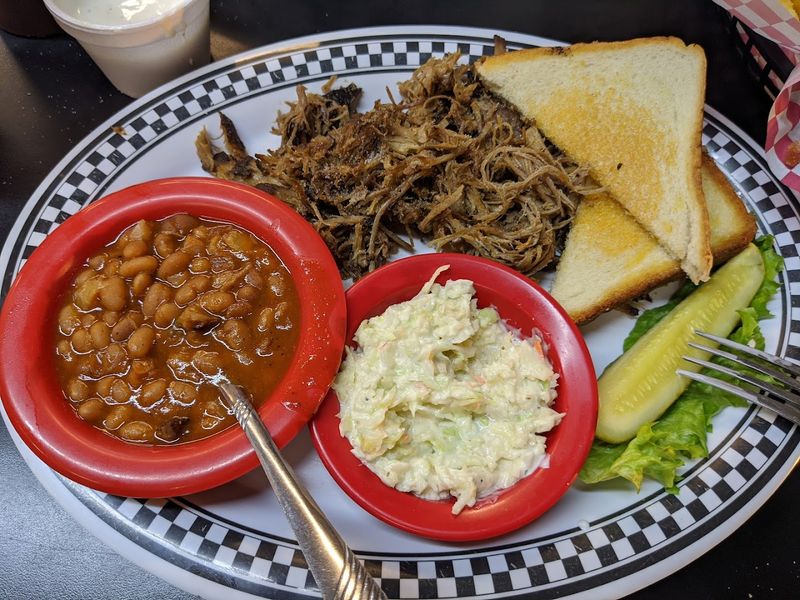 Slow-Smoked Brisket That Hooks First-Time Visitors Instantly