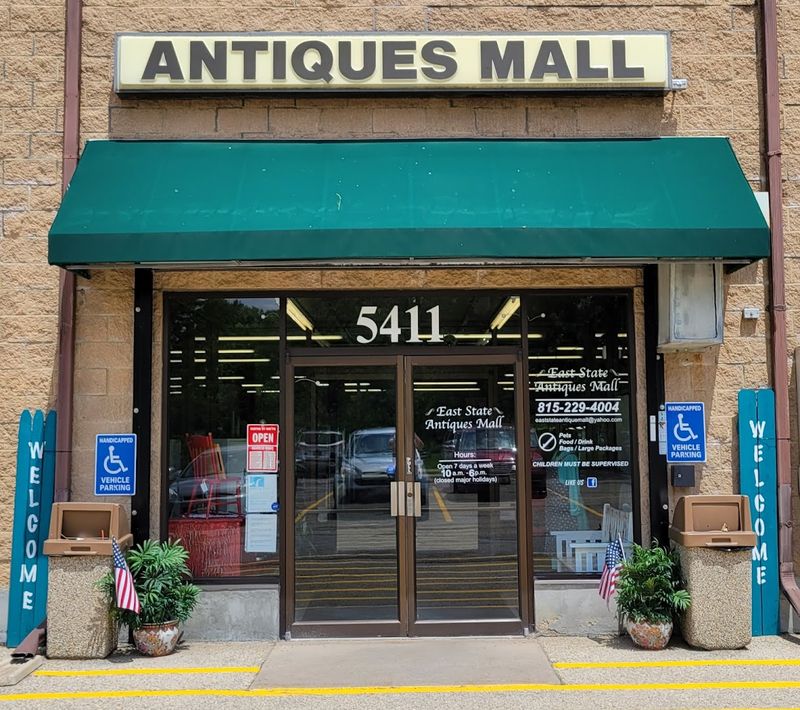 East State Antique Mall, Rockford