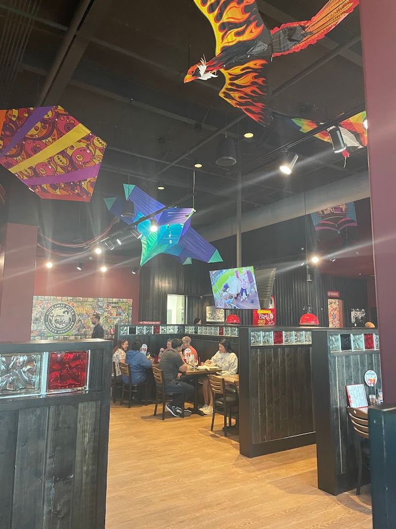 Hideaway Pizza, Rogers