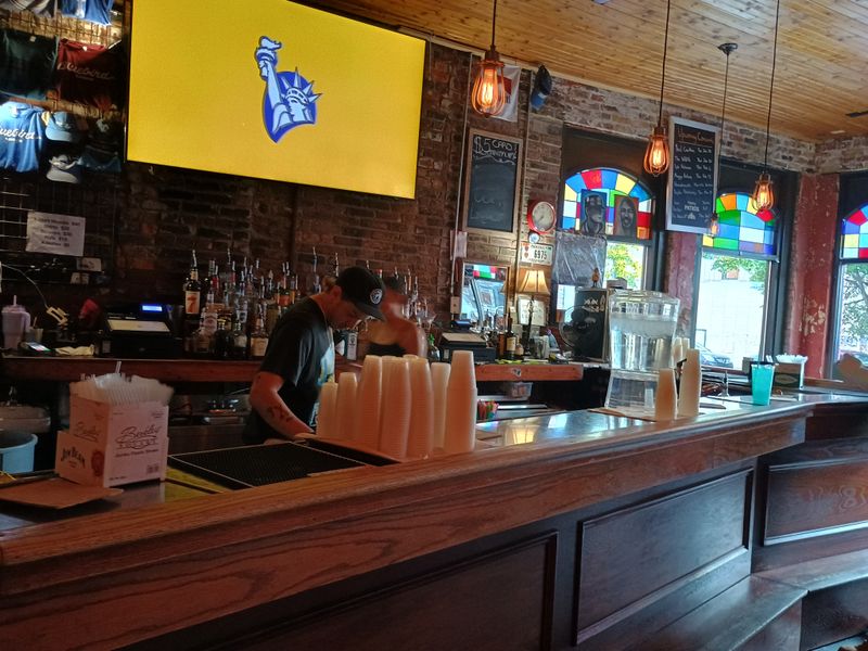 The Bluebird Supper Nook, Franklin, IN 46131