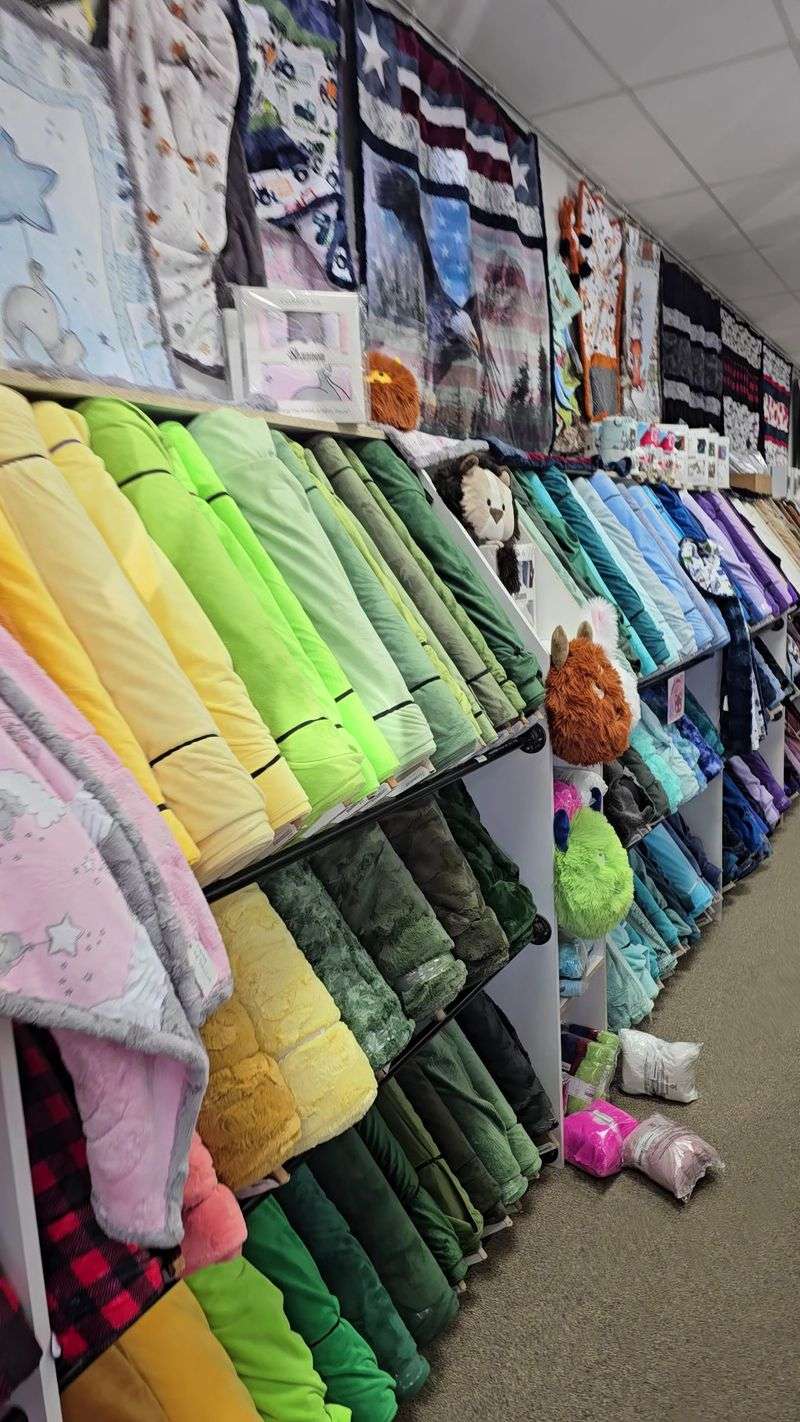 High Country Quilts, Sewing & Vacuum, Colorado Springs High Country Quilts, Sewing & Vacuum, Colorado Springs
