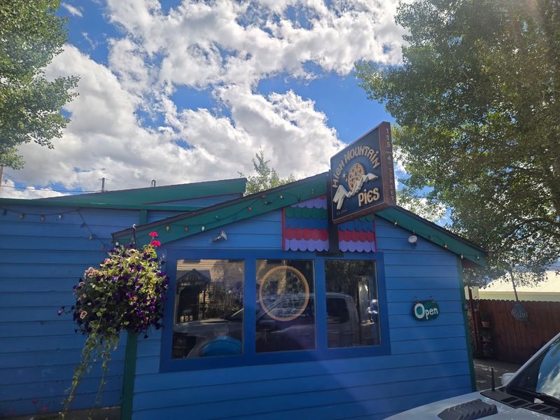 High Mountain Pies Turns A Detour Into Dinner High Mountain Pies Turns A Detour Into Dinner