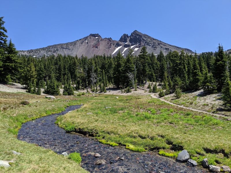 Hiking Trails That Reward Every Step