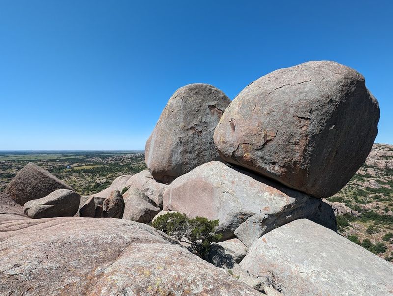 Hiking Trails Through Ancient Granite Mountains Hiking Trails Through Ancient Granite Mountains