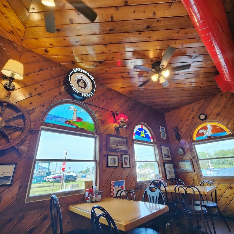 Brennan's Fish House, Grand River