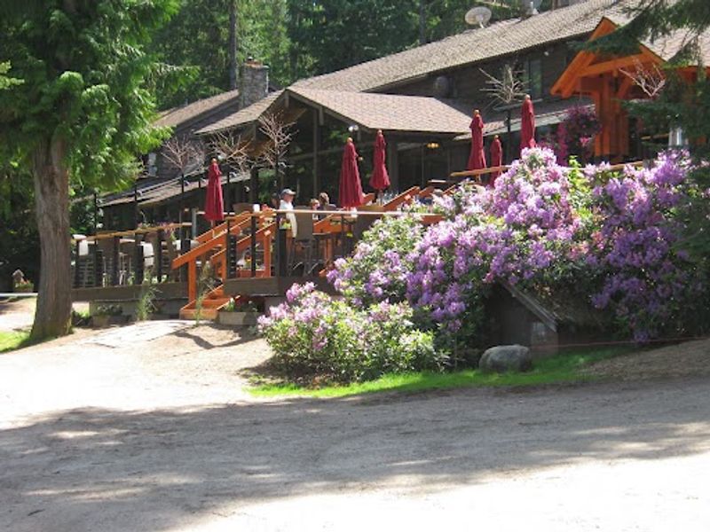 Hill's Resort