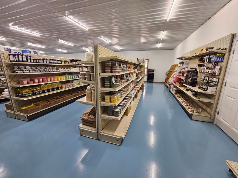 Hilltop Amish Store Grocery And Bulk Foods
