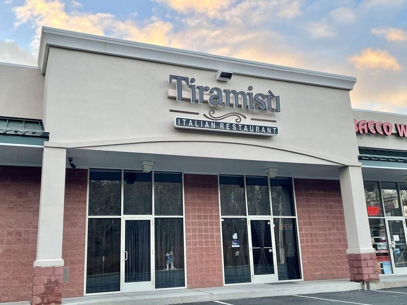 Tiramisu Italian Restaurant – Waterbury