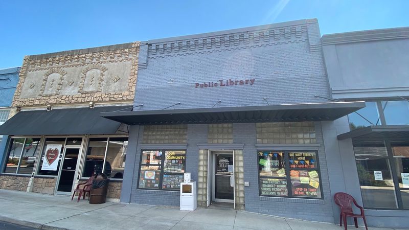 Historic Main Street Feels Like Another Era