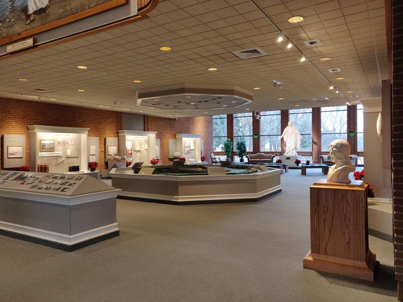 Historic Nauvoo North Visitors' Center