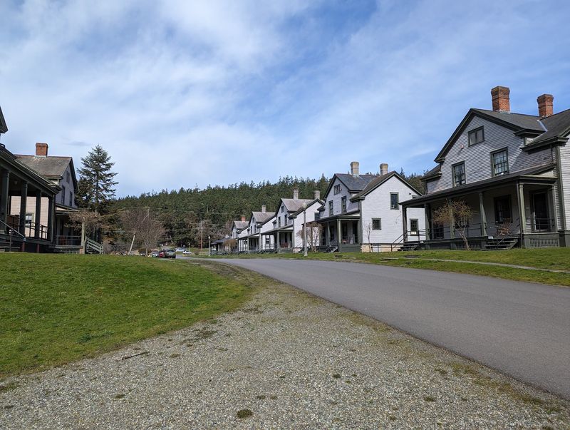 Historic Officers' Houses and Old Military Buildings