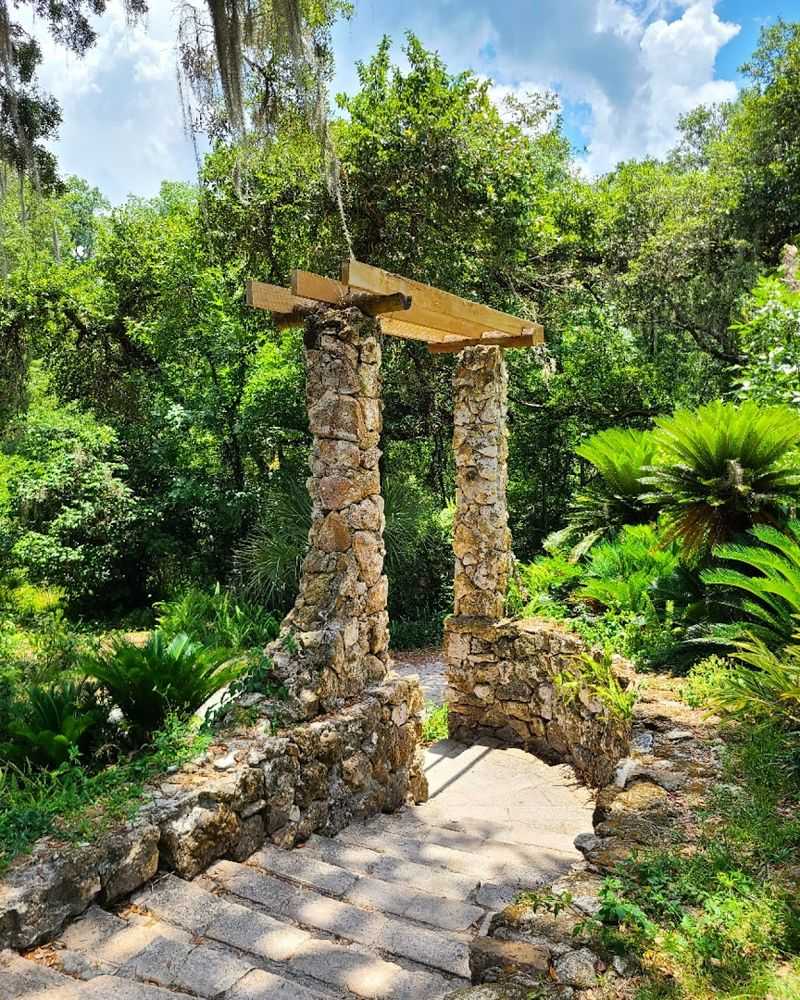 Historic Stone Staircases That Feel Like A Step Back In Time