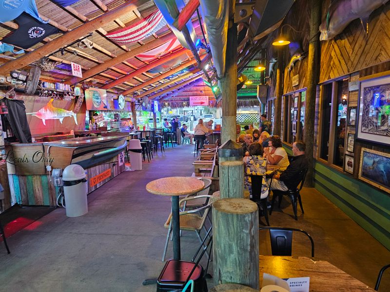 Decor, Ambiance, And Tiki Courtyard