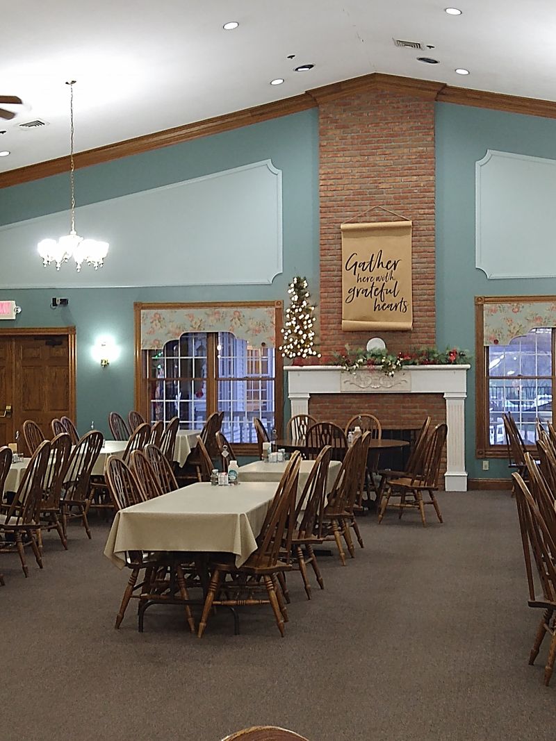 Decor, Ambiance, And Setting