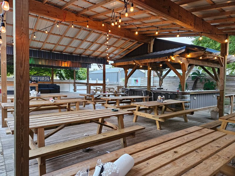 Decor, Ambiance, And Setting