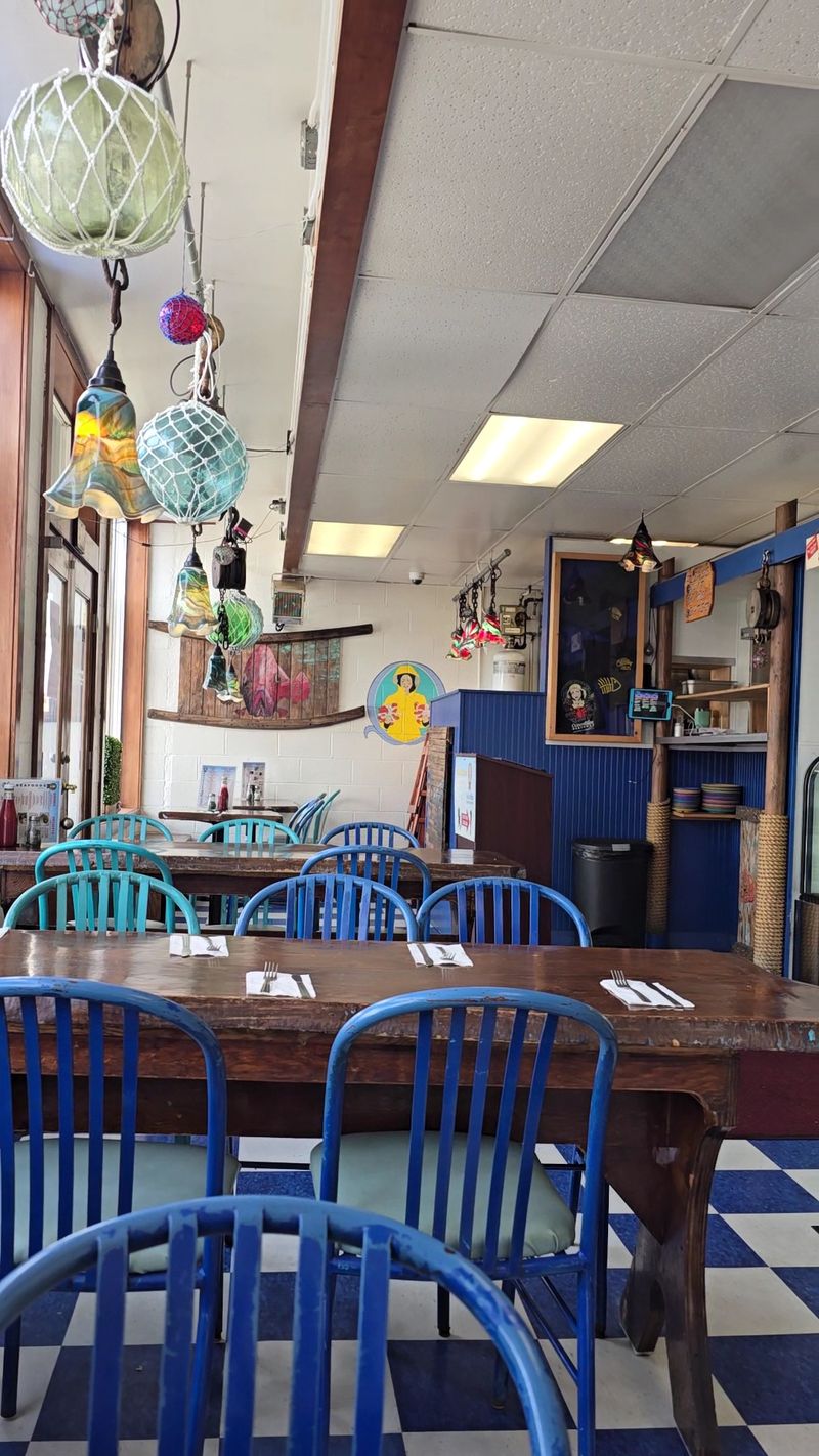 Decor, Ambiance, And Bayfront Mood