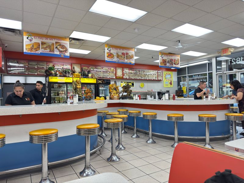 Decor, Ambiance, And The Counter Show