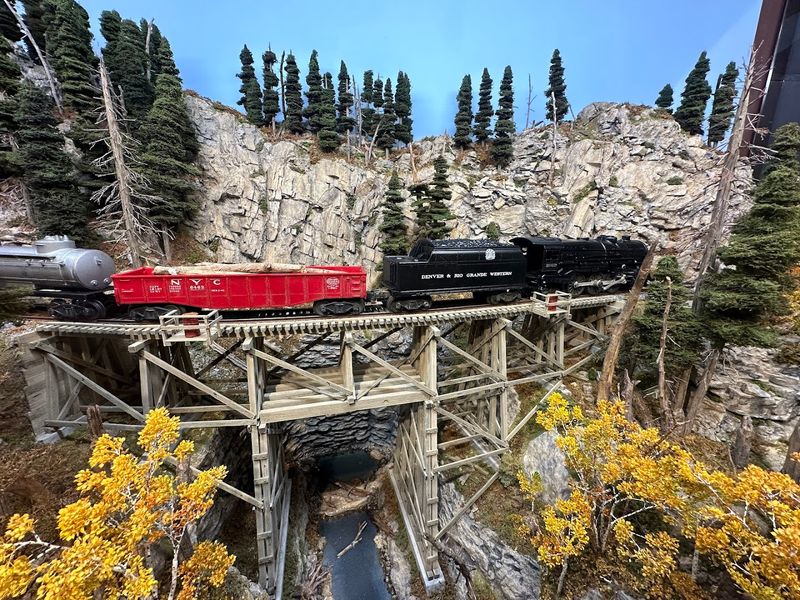 Scenic Surprises On The Route: Tunnels, Villages, And Wildlife