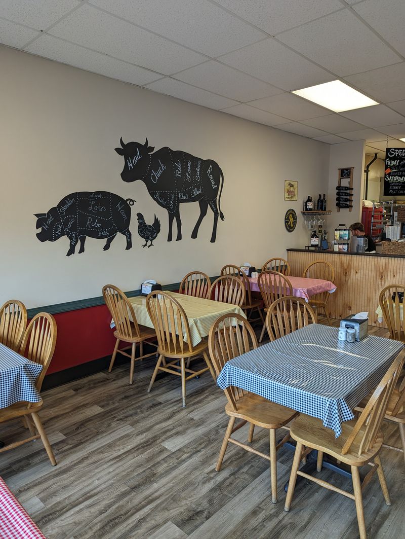 Decor, Ambiance, And Seating