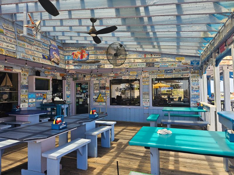 Decor, Ambiance, And The Oceanfront Setting