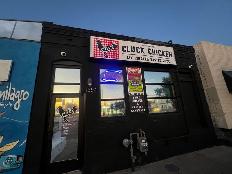 Decor, Ambiance, And The South Broadway Setting