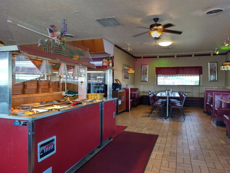 Decor and Ambiance That Set The Table