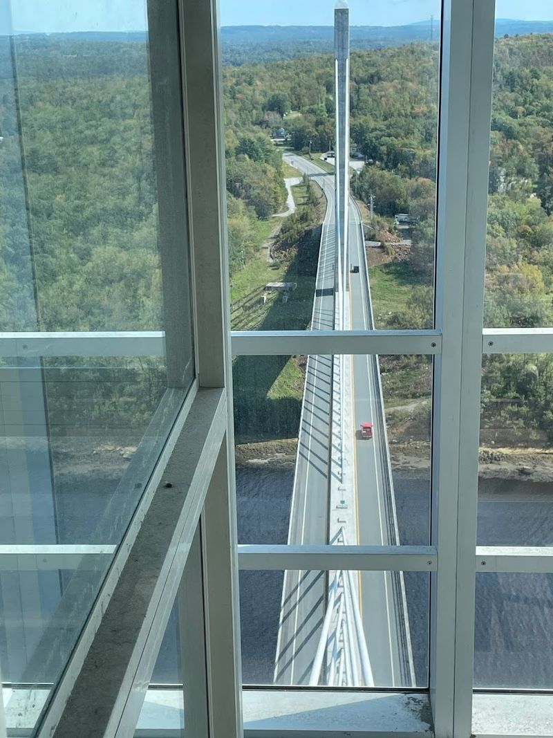 The One-Minute Ride Up