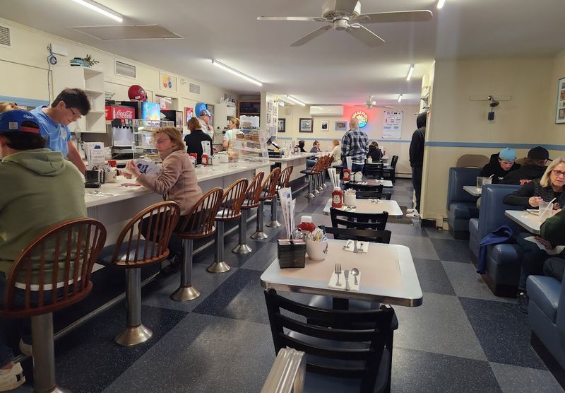 Hours That Fit Your Day