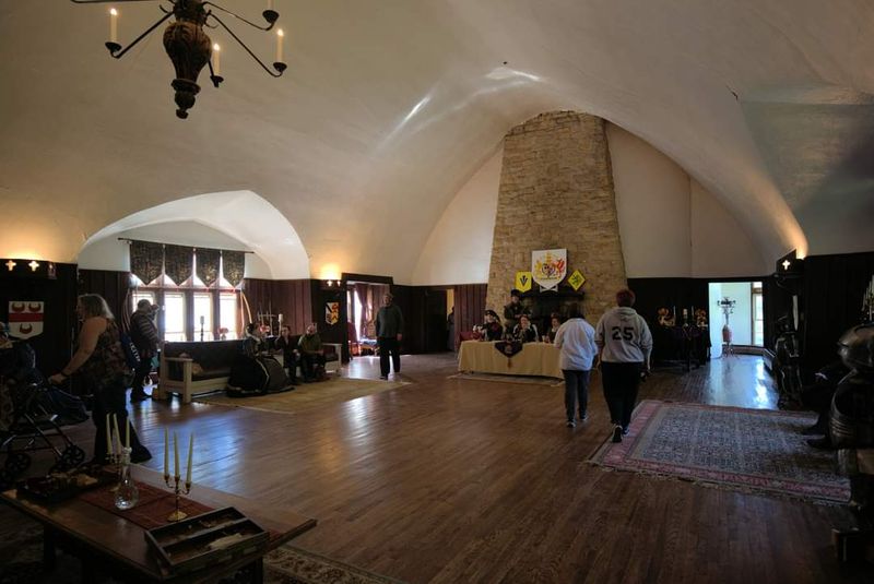 Ambiance, Decor, And That Castle Glow