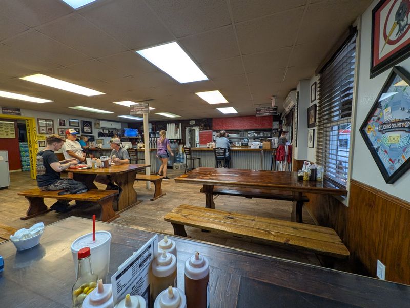 Decor, Ambiance, and Setting