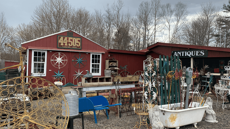Hobby Horse Flea Market, Searsport, Maine