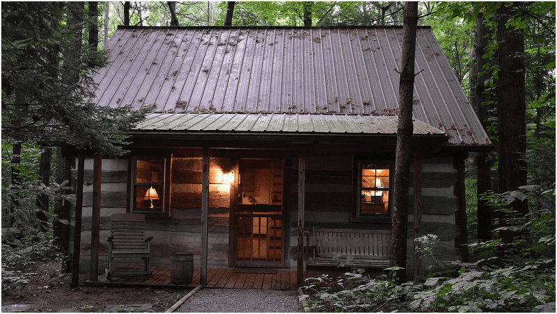Hocking Hills Frontier Log Cabins, Laurelville