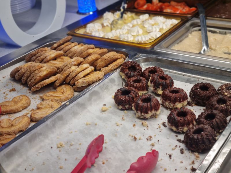 Crazy Buffet — Orlando, Florida