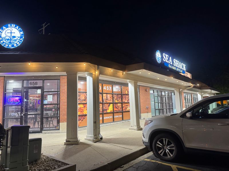 Sea Shack Cajun Style, Naperville