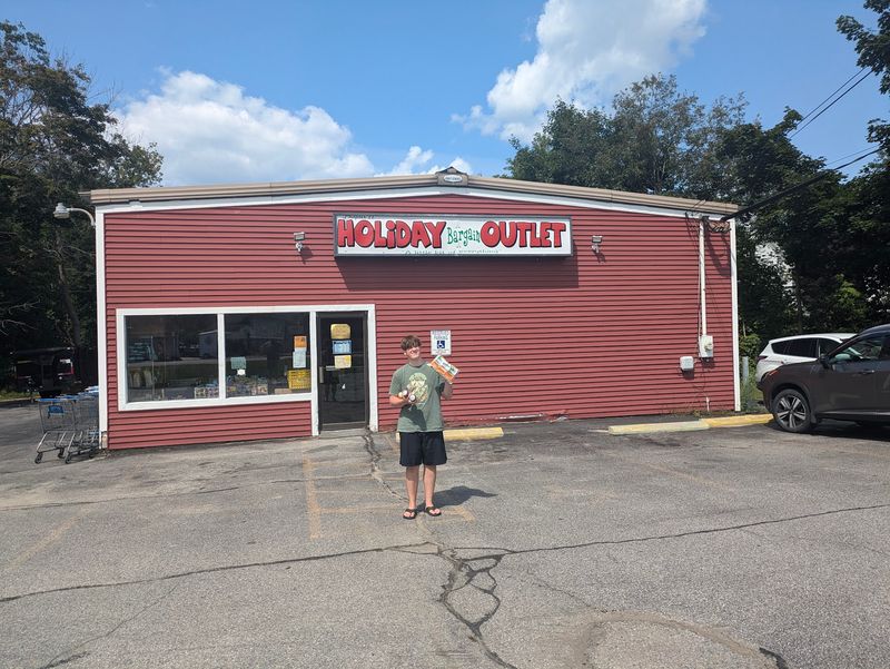Holiday Bargain Outlet Holiday Bargain Outlet