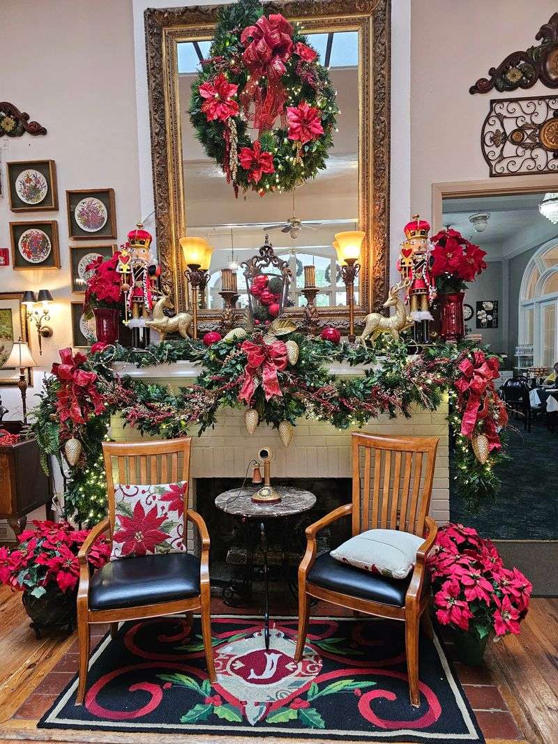 Holiday Decorations That Steal The Show Holiday Decorations That Steal The Show