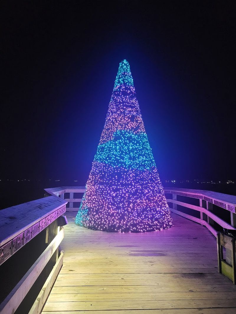 Holiday Lights That Transform The Waterfront