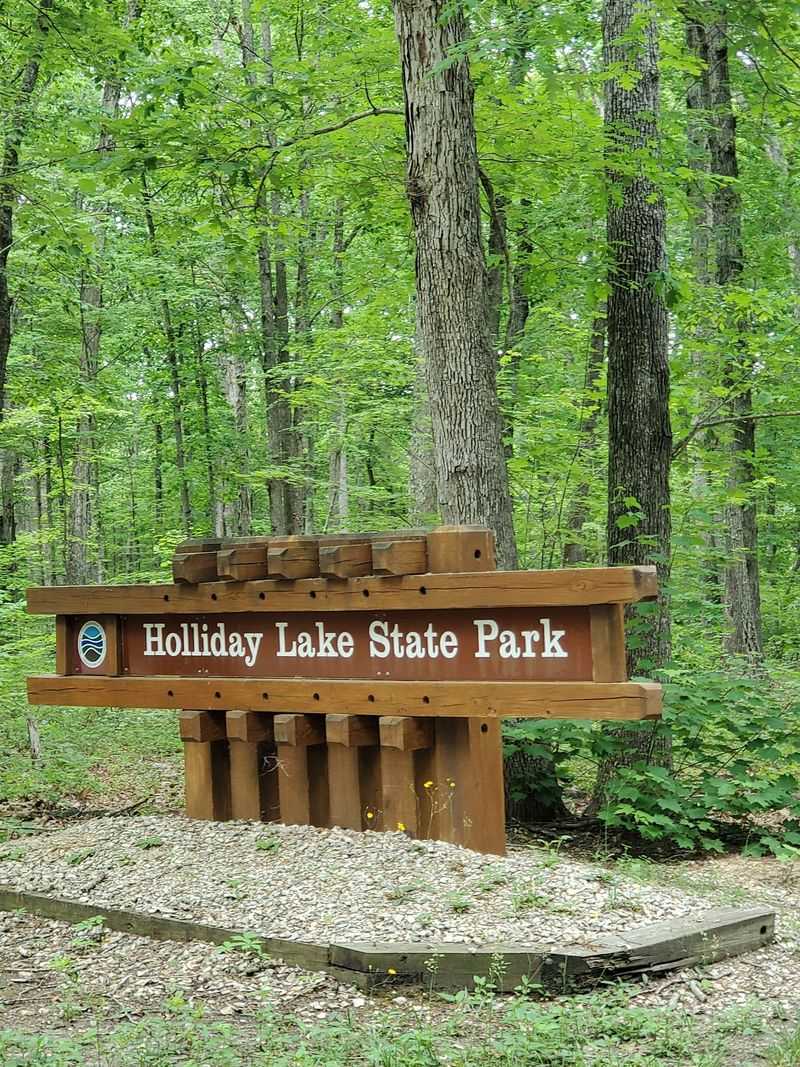 Holliday Lake State Park