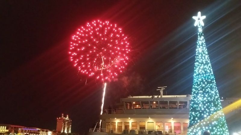 Savannah Lighted Boat Parade – Savannah