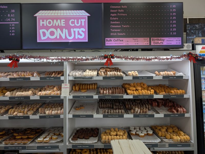 Home Cut Donuts – Joliet