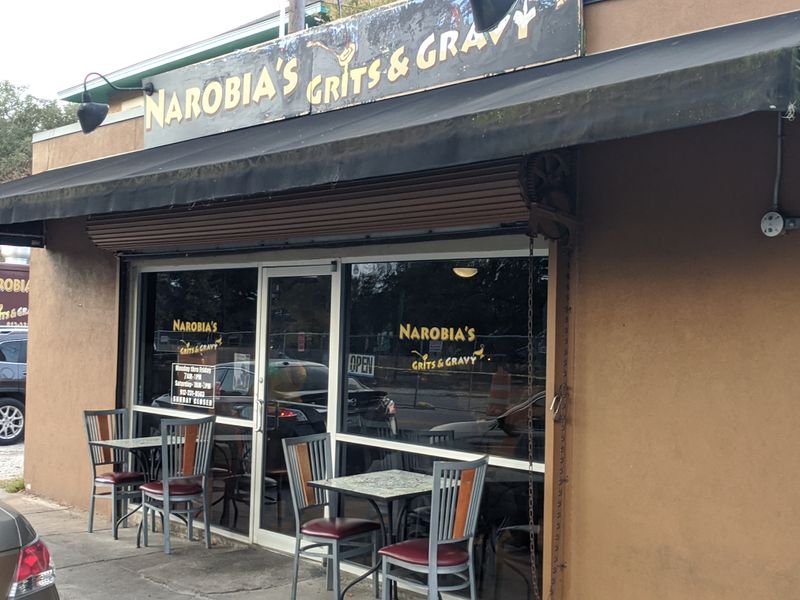 Narobia's Grits & Gravy – Savannah