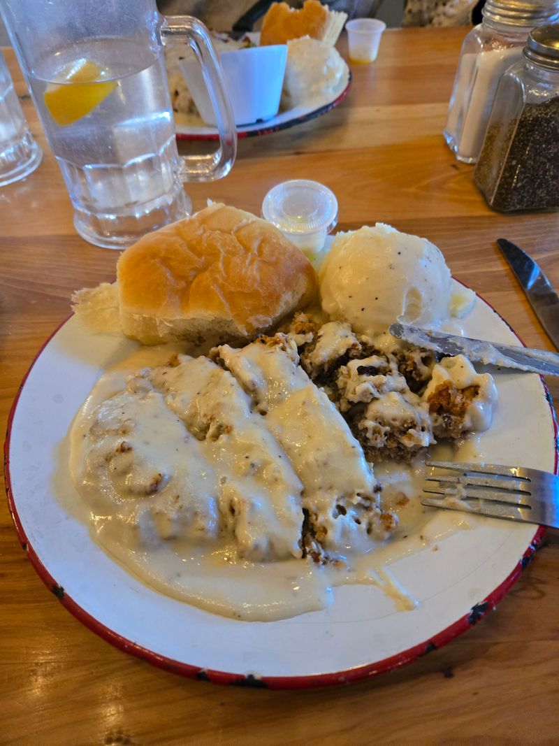 The Wooden Spoon – Gentry