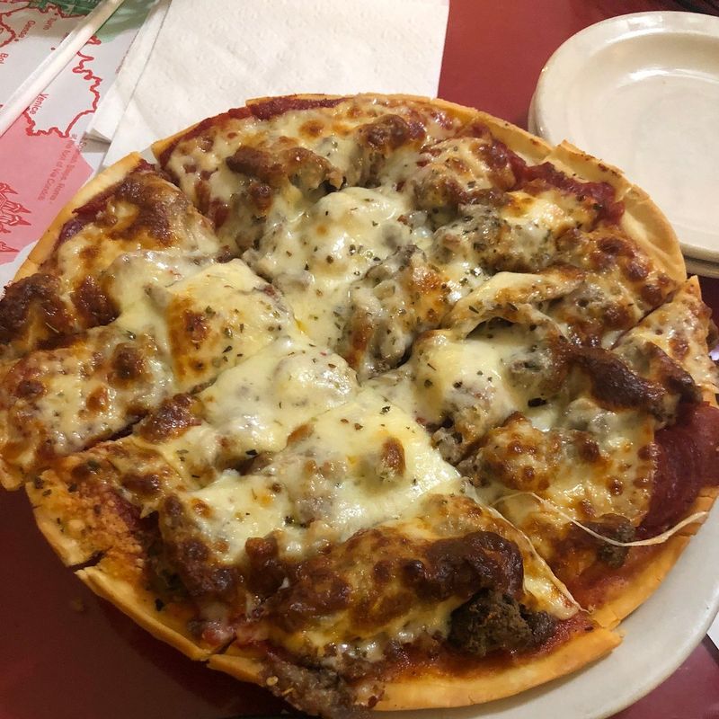Inky's Italian Foods: Old-School Pizza Perfection