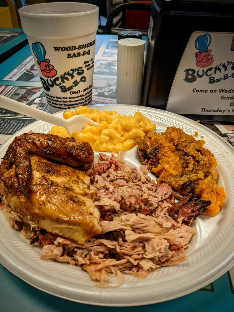 Bucky's Bar-B-Q – Greenville