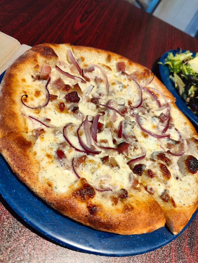 The German Pizza That Converts Non-Believers