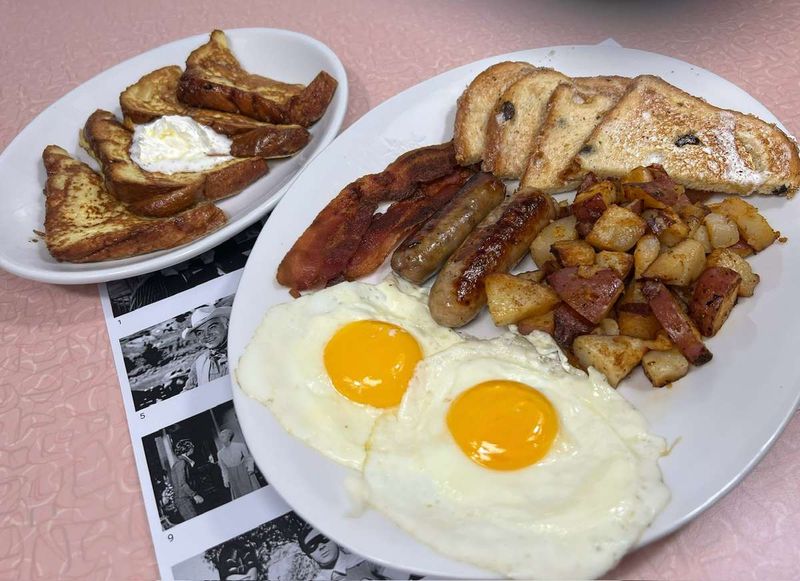 Full American Diner Breakfast