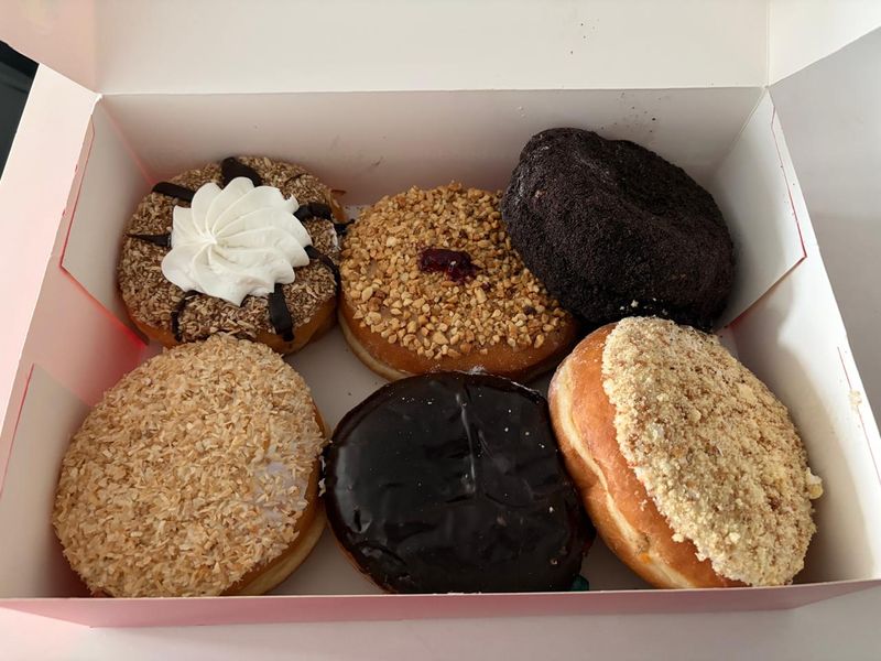 Homemade Donuts That Are Genuinely Massive