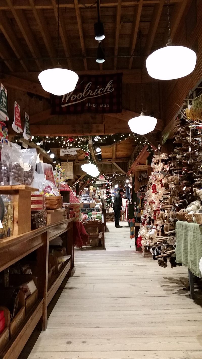 Homemade Fudge So Good It Should Be Illegal
