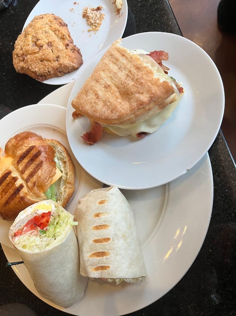 EOS Breakfast Wrap, Pressed To Travel